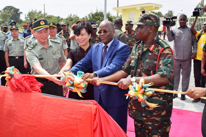 Rais na Amiri Jeshi Mkuu azindua Chuo cha Mafunzo Maalum ya Kijeshi 